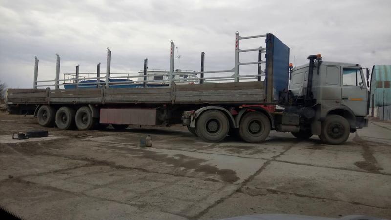 Фото: Услуги грузового автомобиля с кониками в Адыгейске, цена 1400 рублей — объявления на Sobut