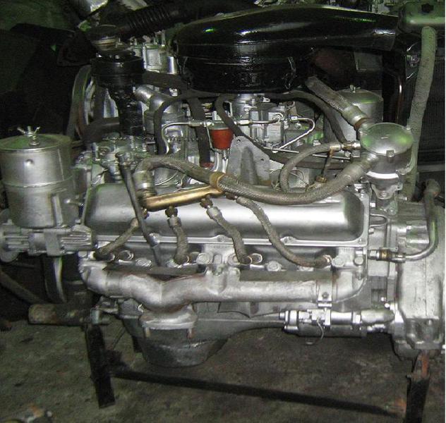 Фото: Купить двигатели ЗИЛ-131 (130) и ЗИЛ-157 с хранения в Новосибирске, цена 160000 рублей — объявление