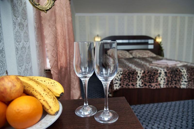 Фото: Купить отдых в гостинице Барнаула в праздничном стиле в Барнауле, цена 1550 рублей — объявление