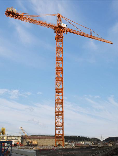 Фото: Аренда башенного крана в Адыгейске, цена 220000 рублей — объявления на Sobut
