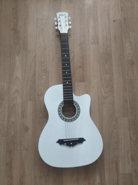 Фото: Купить акустическая гитара в Оренбурге, цена 5500 рублей — объявление