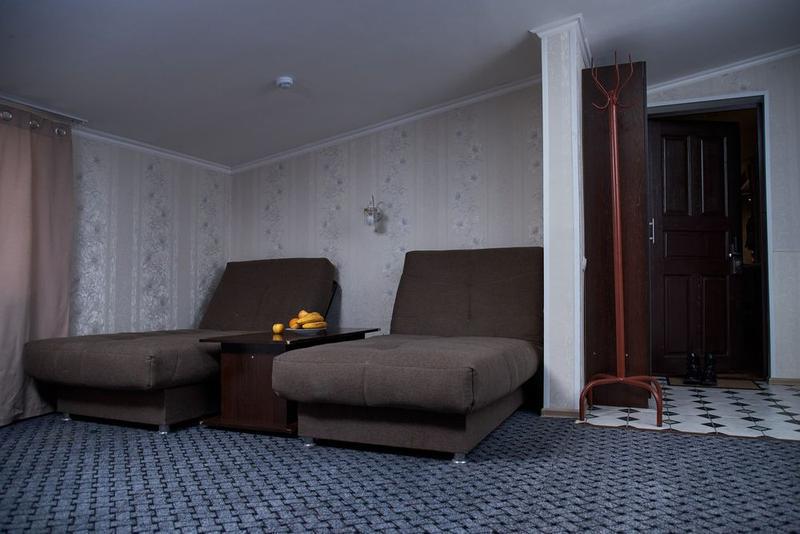 Фото: Комфортный люксовый номер (55 м2) для всей семьи в Барнауле в Барнауле, цена 1200 рублей — объявления на Sobut