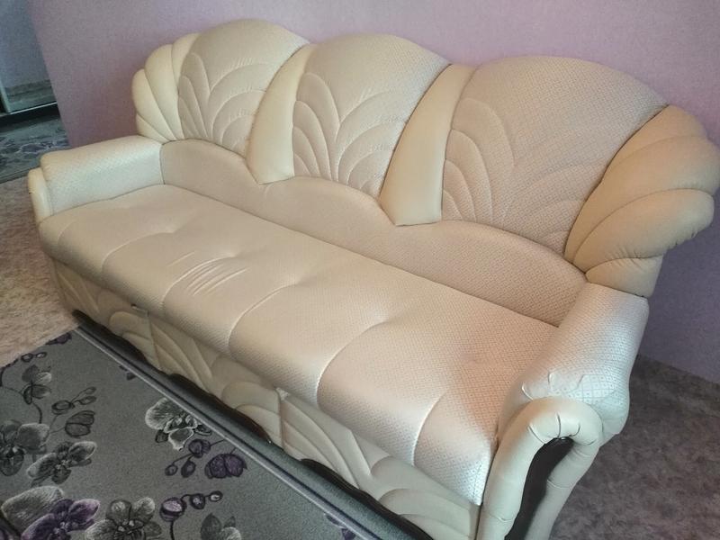 Фото: Купить диван в Горячем Ключе, цена 12000 рублей — объявление